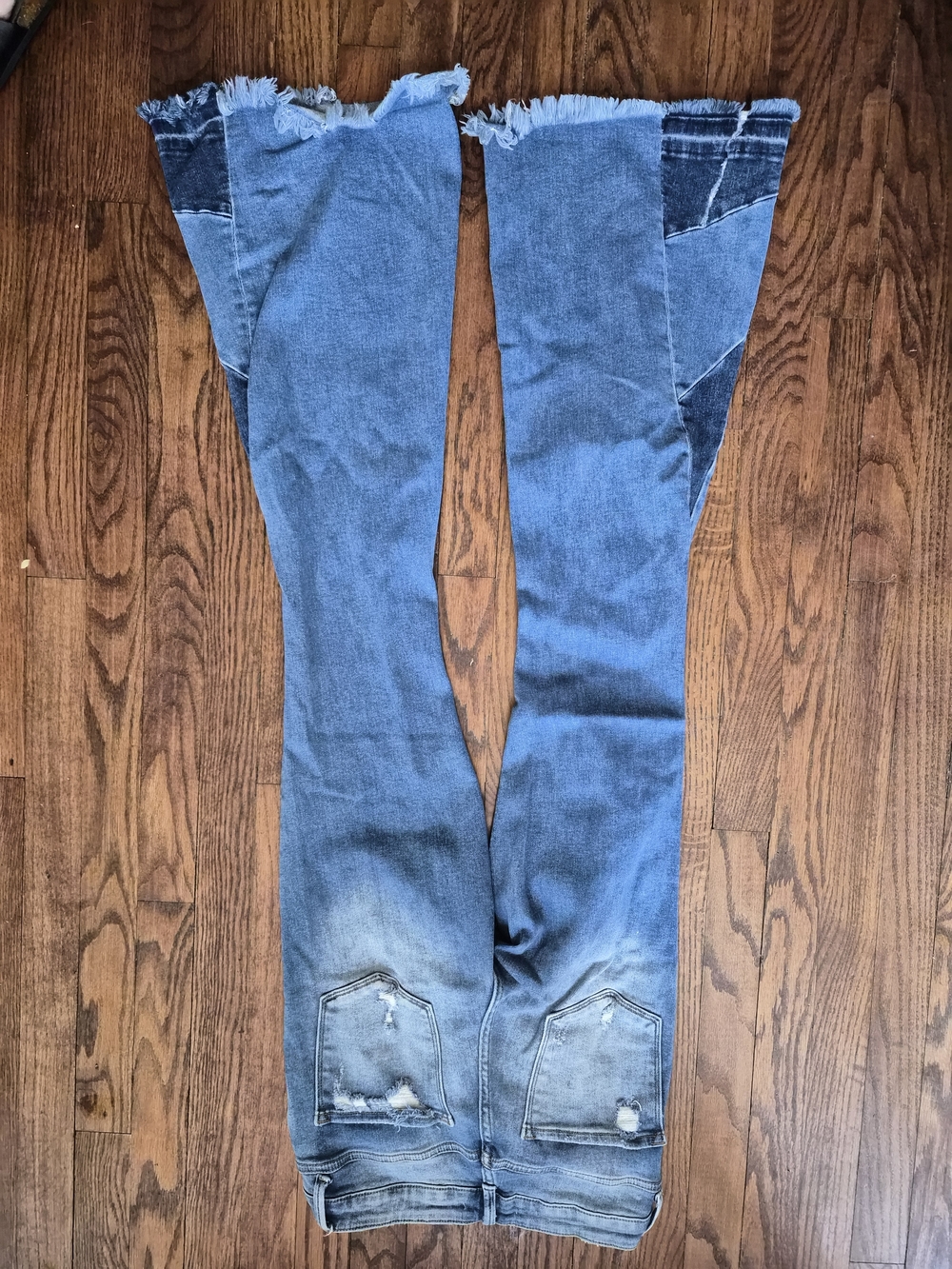 Altered State Flare Jeans Size 28 Distressed Bell Bottom Raw Hem Stretch Denim - Picture 6 of 9